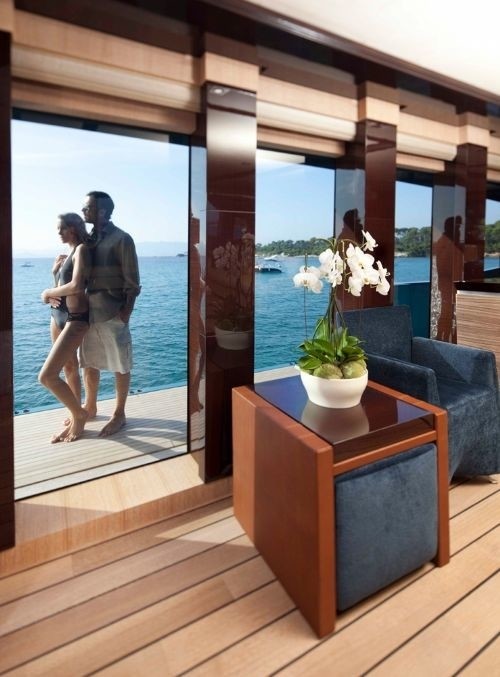 Yacht BLUE ICE, Palmer Johnson Yachts CHARTERWORLD Luxury Superyacht Charters